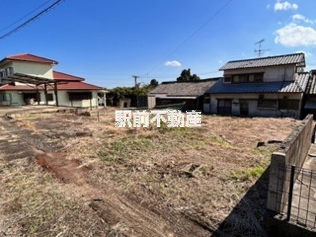 北西より望む