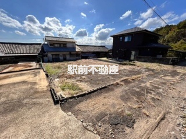 北東より望む