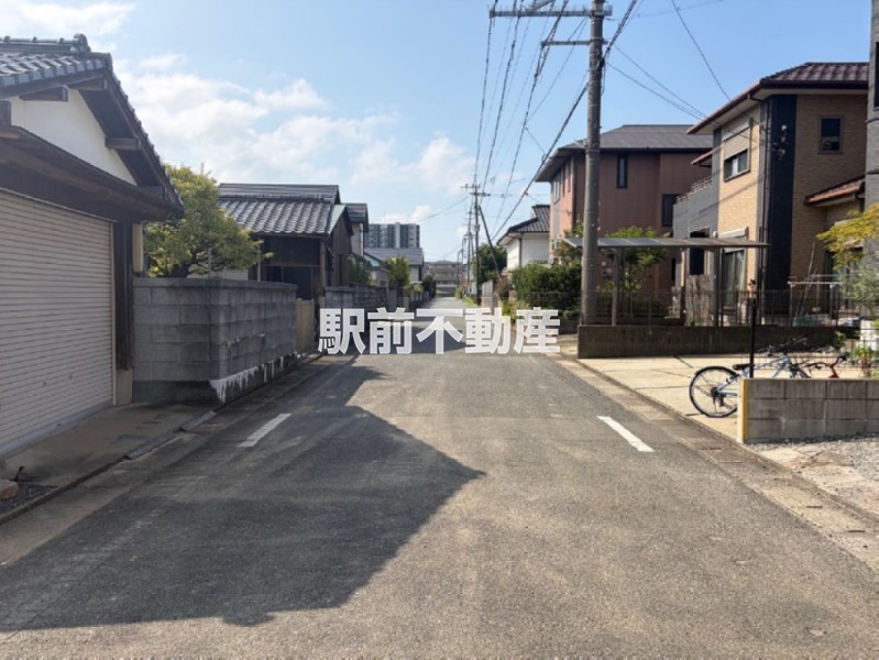 B号地前面道路(南向き)
