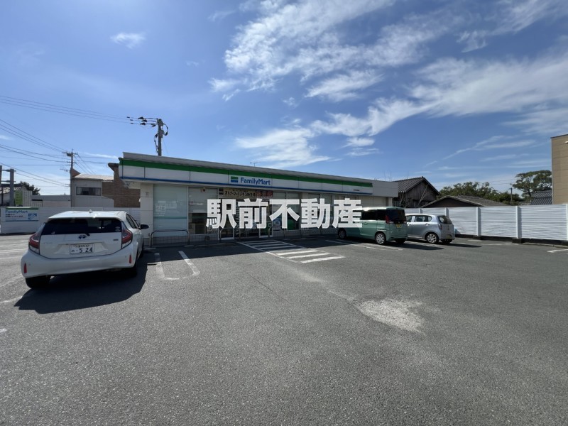 ファミリーマート城島店