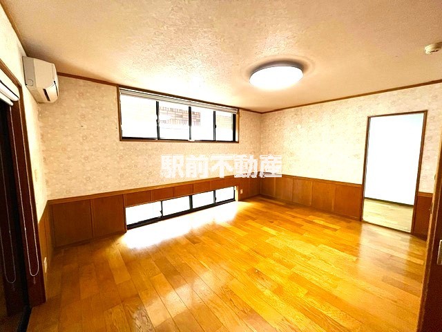1F洋室約10帖