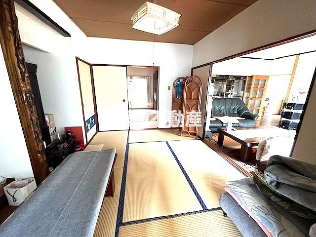 和室6畳(二間続き)
