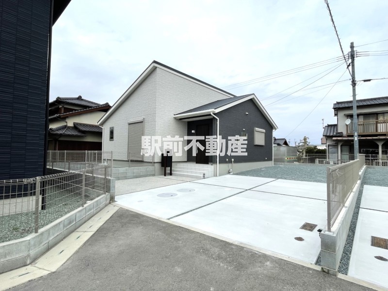 ゆったりとした駐車場