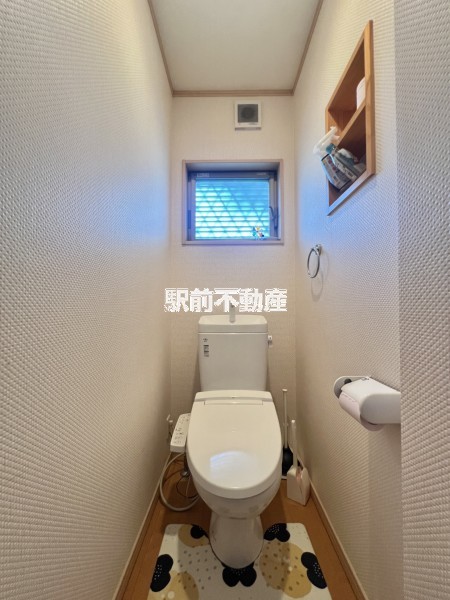トイレも1、2階にあり!