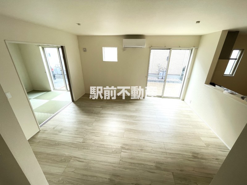 嬉しいエアコン付き♪