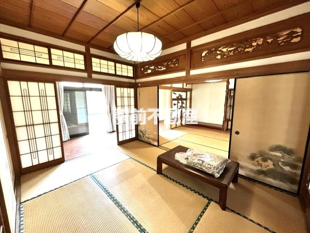 二間続き
