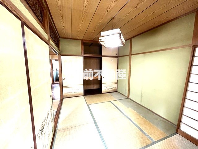 和室(中)6畳