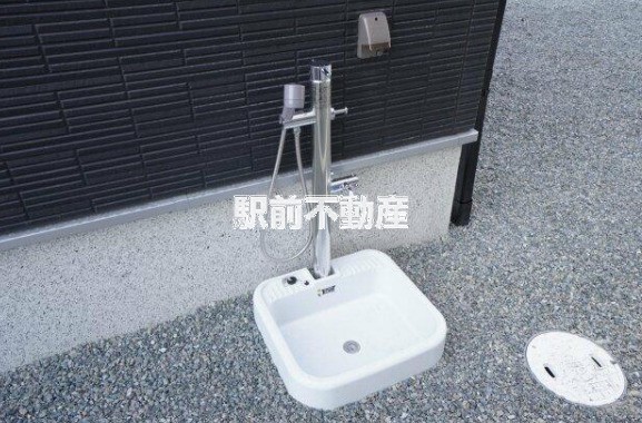 シャワー付外水洗