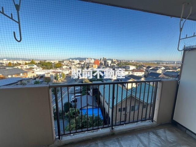 東側:バルコニー