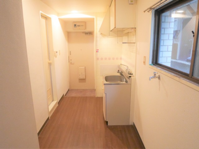 106号 室内