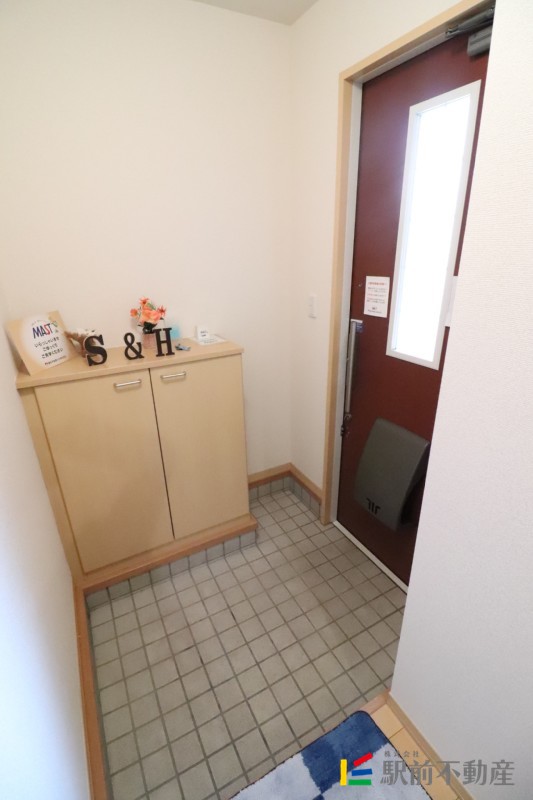 靴箱付きの玄関♪