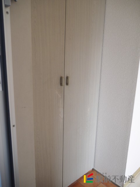 シューズボックス