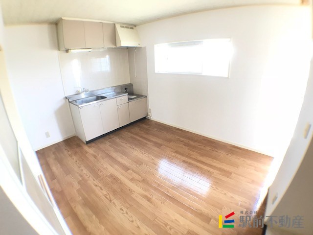 陽が入るキッチン!