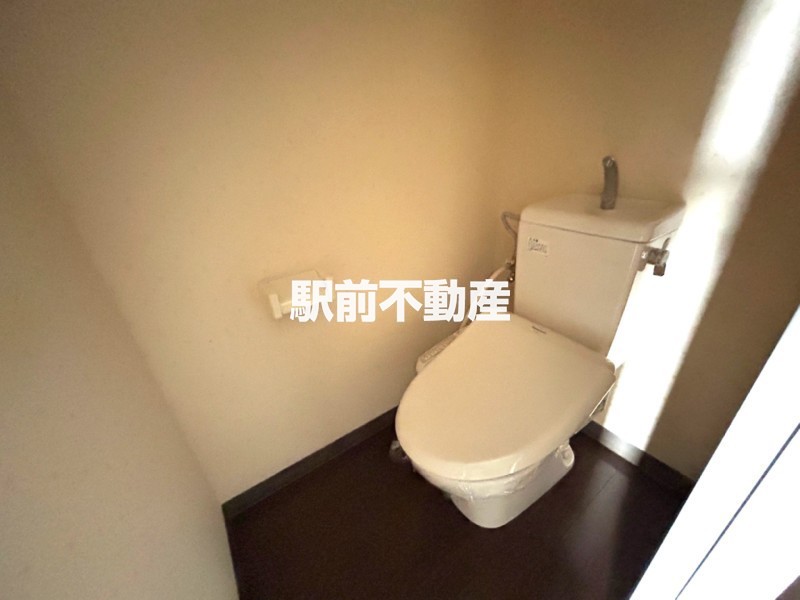 温水洗浄便座付です☆