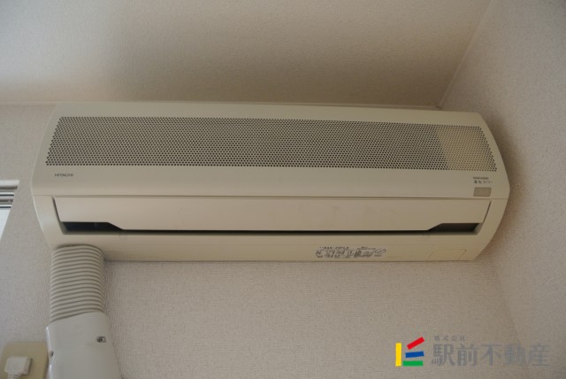 嬉しいエアコン付き!