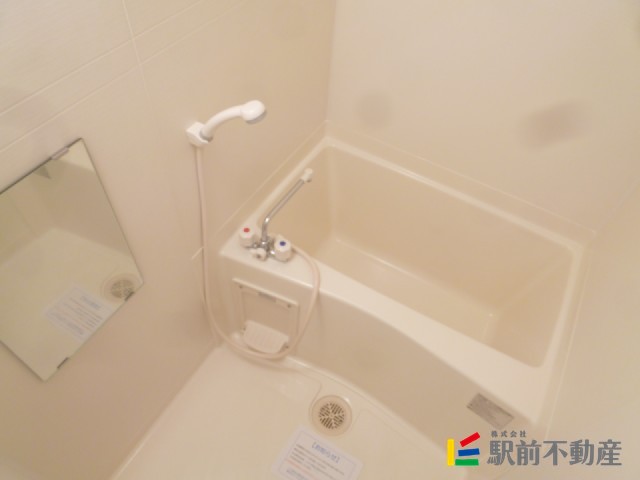 シンプルな浴室