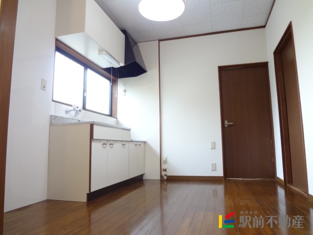 台所には照明があります