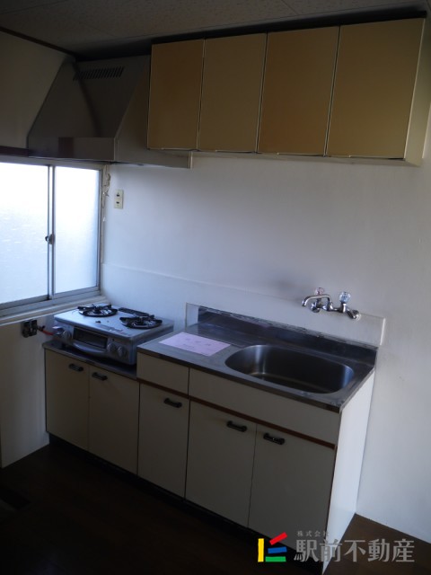 1階のキッチンです