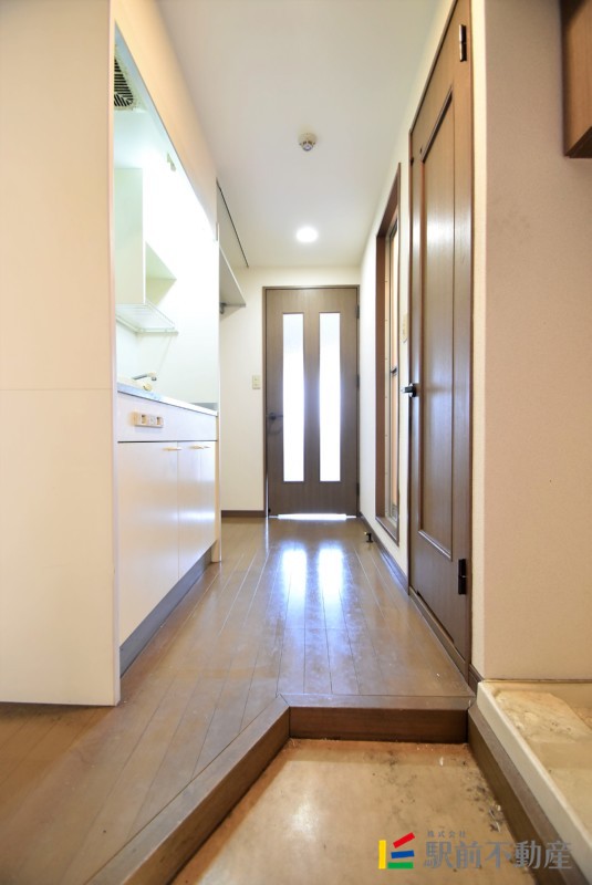 玄関から室内方向