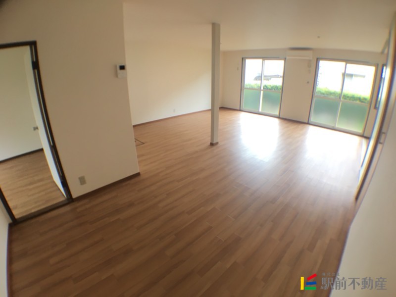 13帖のリビングです