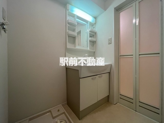 洗髪洗面化粧台