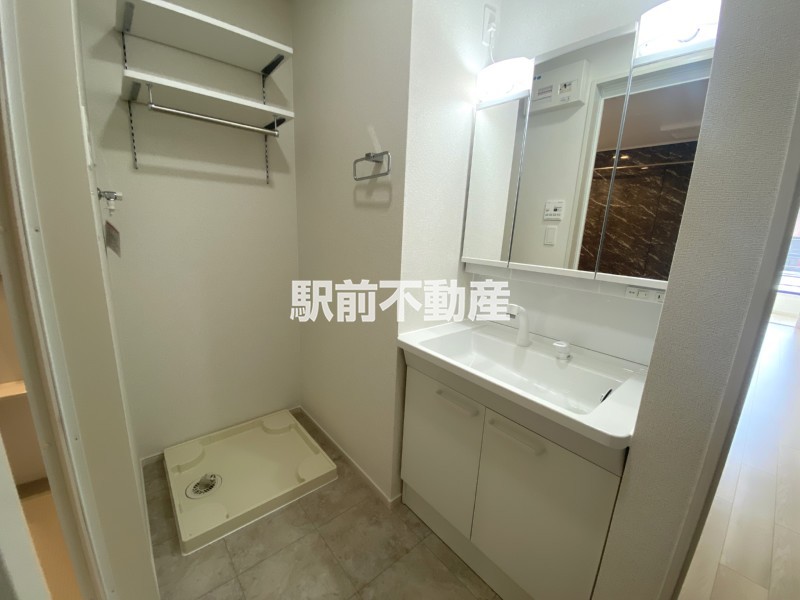 同間取り別建物