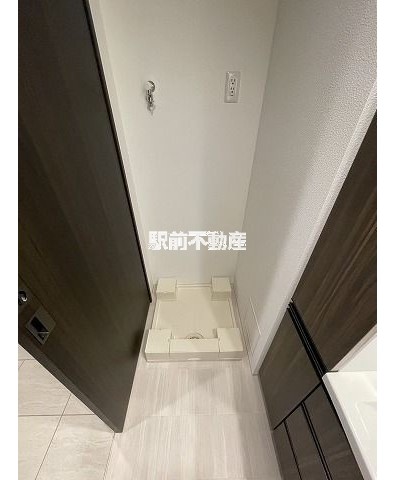 写真は別号室