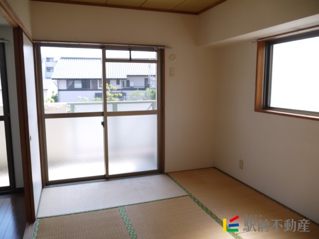 写真は別部屋