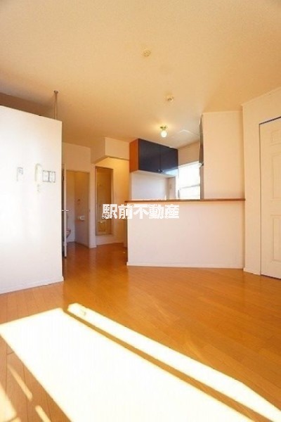 写真は別部屋