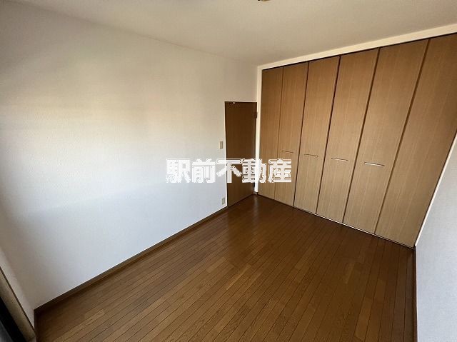 写真は別部屋